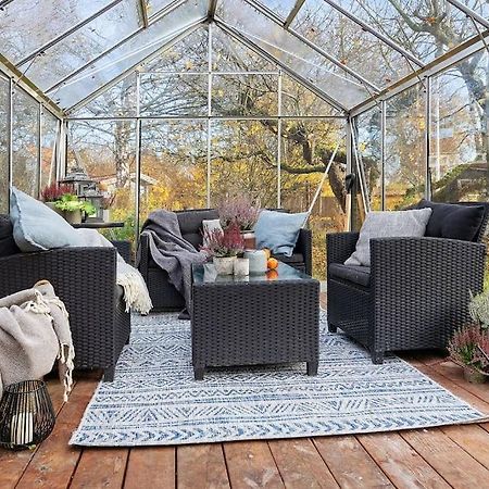 Amazing Family Home In Stockholm Ngoại thất bức ảnh
