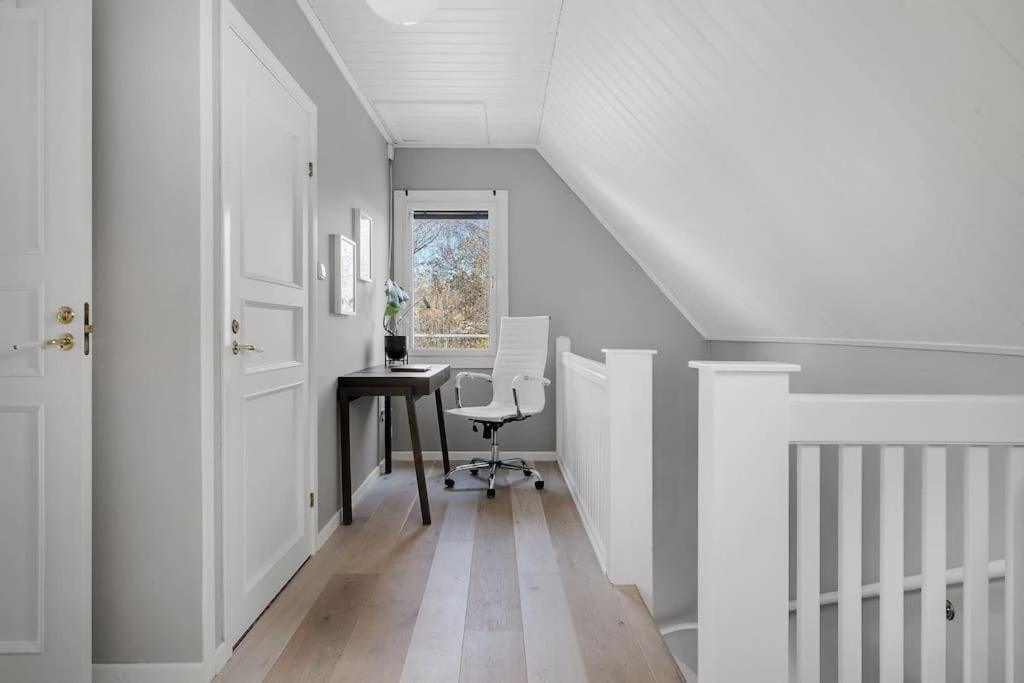 Amazing Family Home In Stockholm Ngoại thất bức ảnh